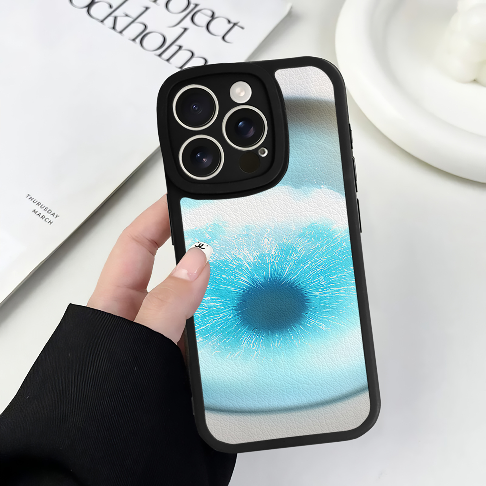 （画像用） SPY×FAMILY间谍家家酒 【iPhone 16シリーズ対応】シリコンスマホケース（レザー調） 材質：シリコン